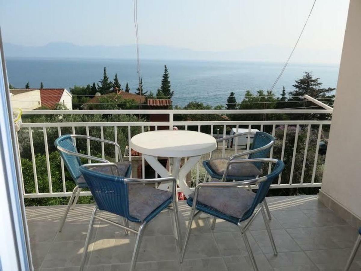 Apartments Elenora Brist Zewnętrze zdjęcie