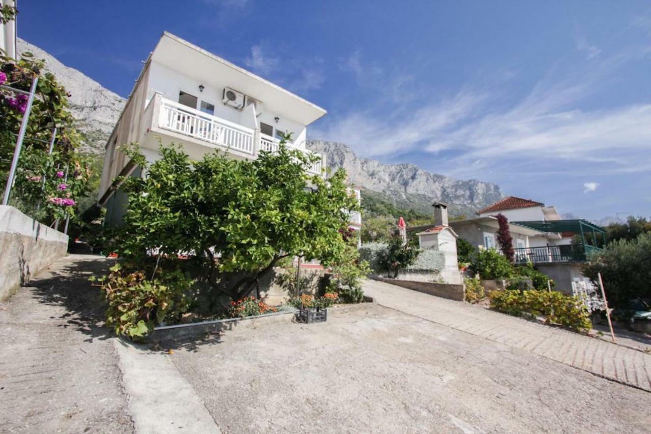 Apartments Elenora Brist Zewnętrze zdjęcie